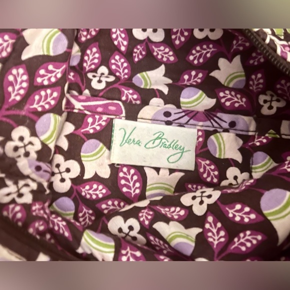 Vera Bradley Plum Petals Quilted Hipster Crossbody Bag Adjustable Strap Quilted - Picture 3 of 3